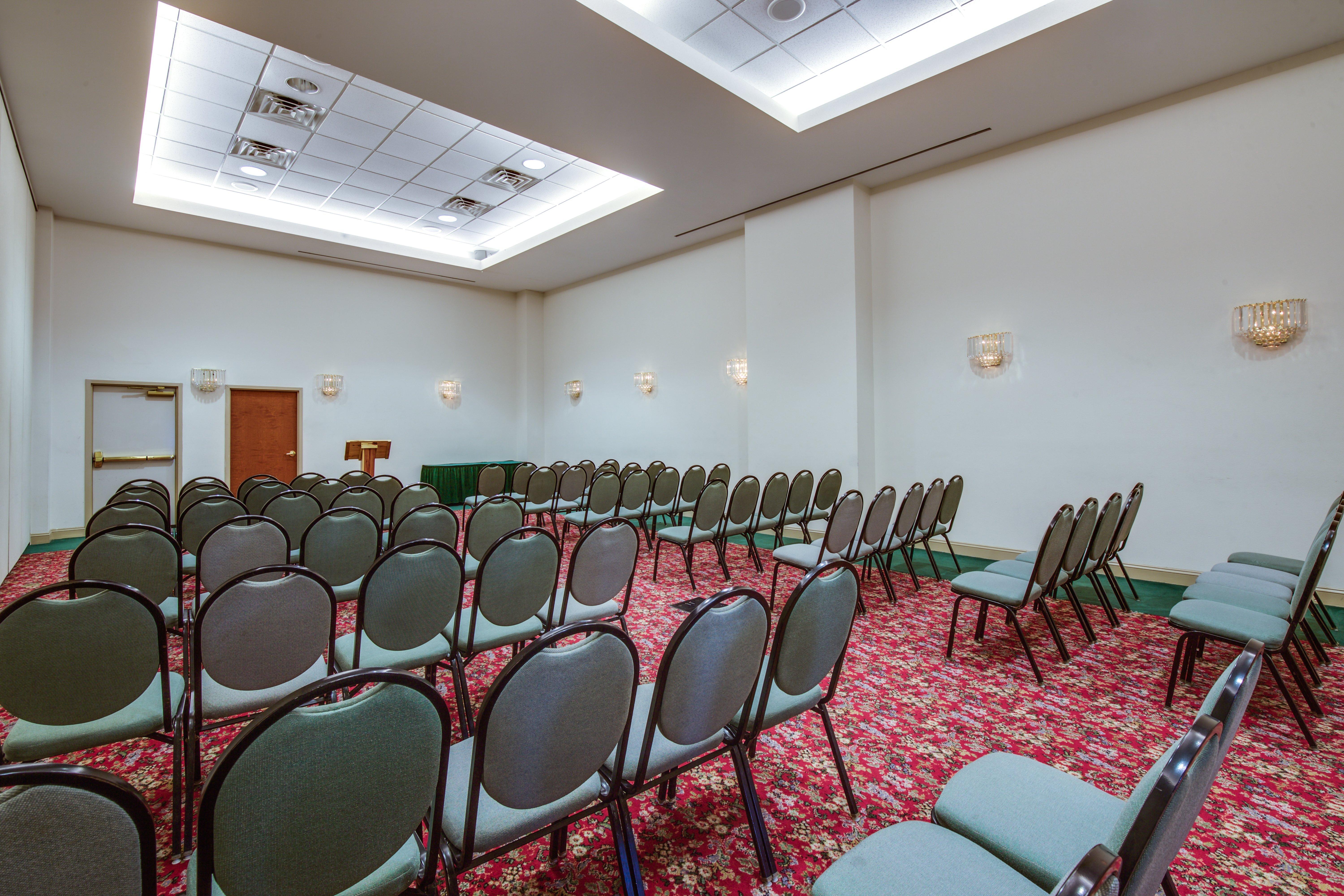Holiday Inn Express Hotel & Suites Greensboro-East By Ihg Екстер'єр фото