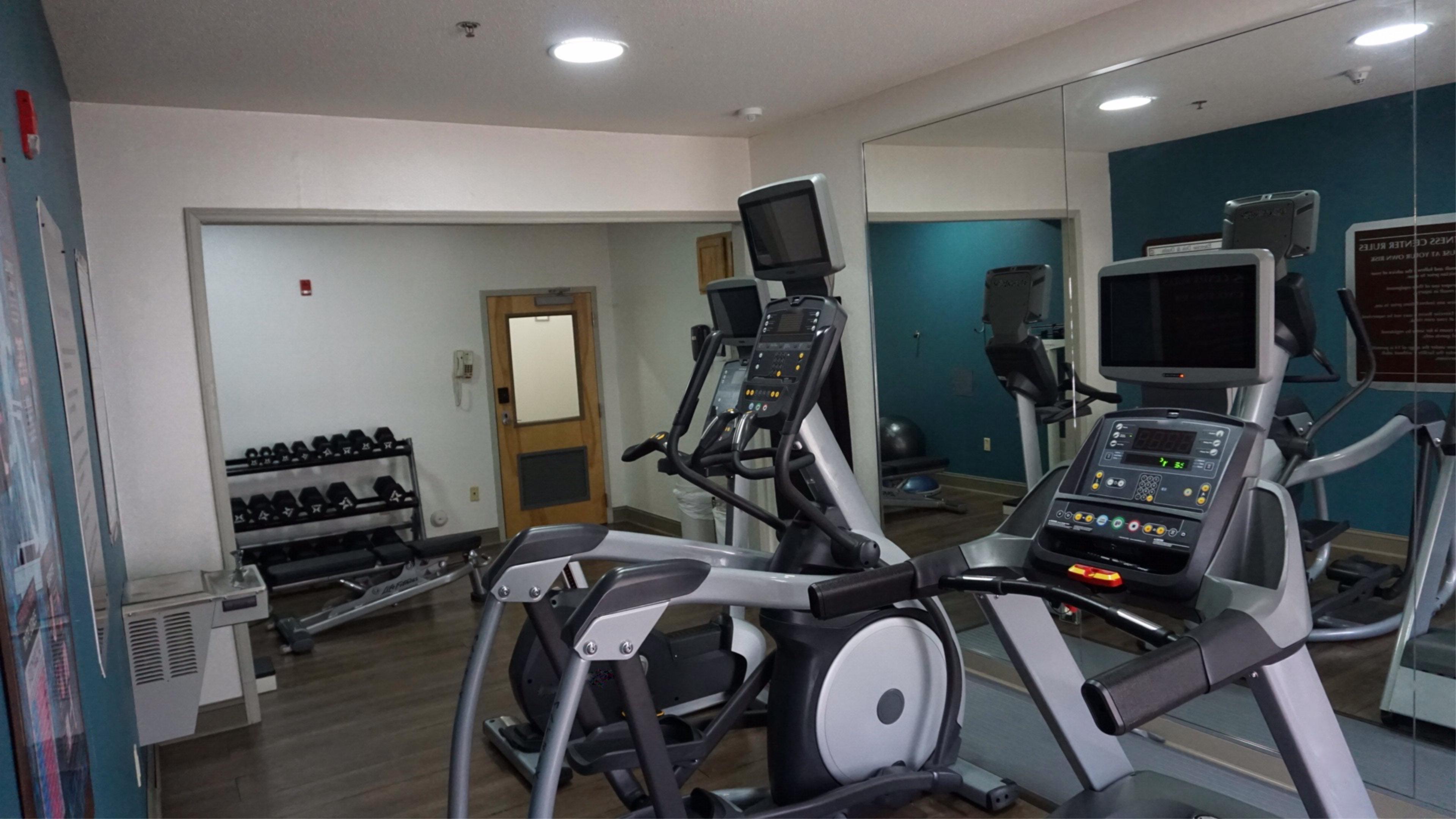 Holiday Inn Express Hotel & Suites Greensboro-East By Ihg Екстер'єр фото