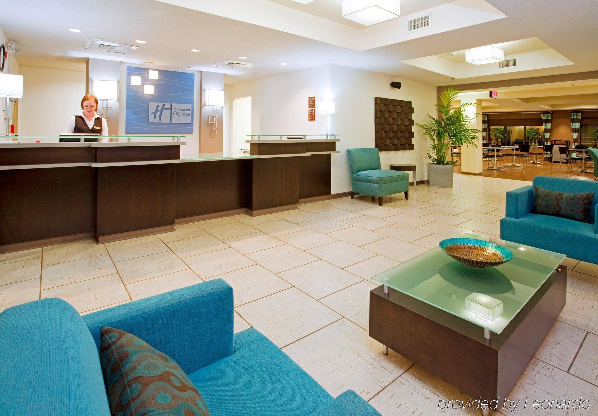 Holiday Inn Express Hotel & Suites Greensboro-East By Ihg Інтер'єр фото