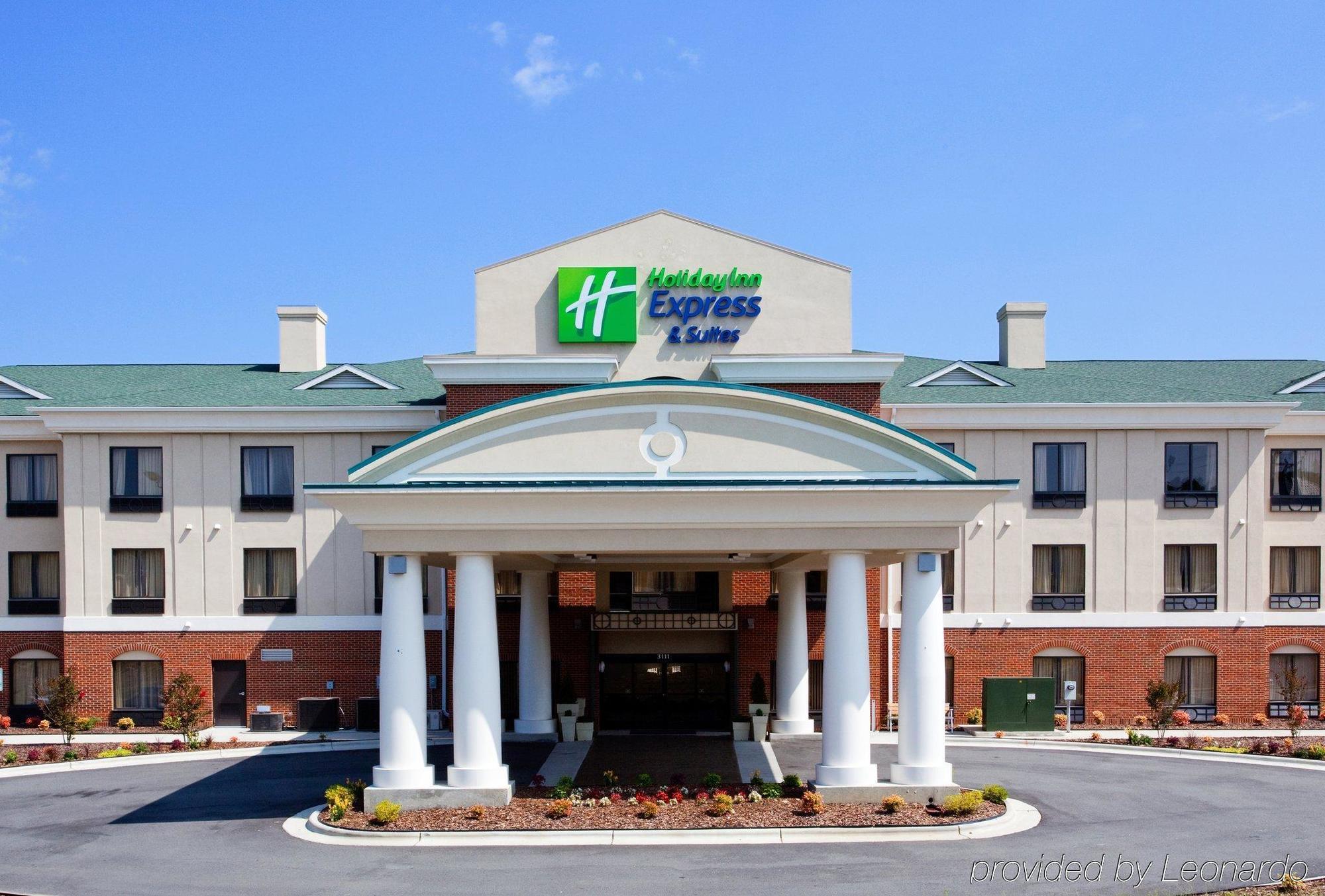 Holiday Inn Express Hotel & Suites Greensboro-East By Ihg Екстер'єр фото
